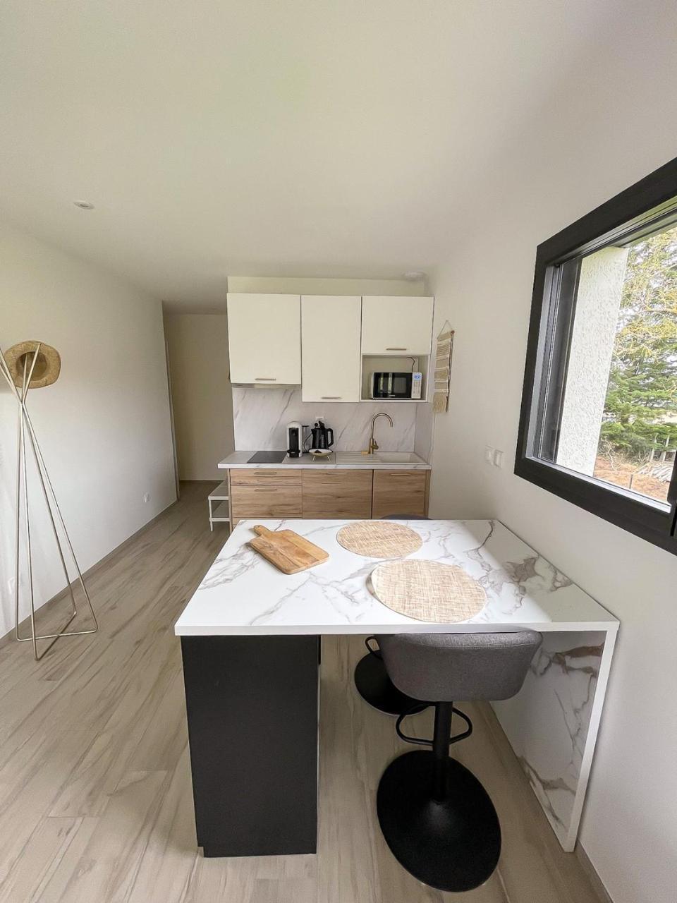Appartements Guesthouse1 Et Guesthouse2 Sword Beach Colleville-Montgomery Luaran gambar